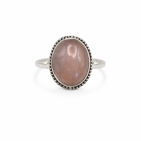 Venus and Vulcan Jewelry - S925 Rose Quartz Oval Detail Ring